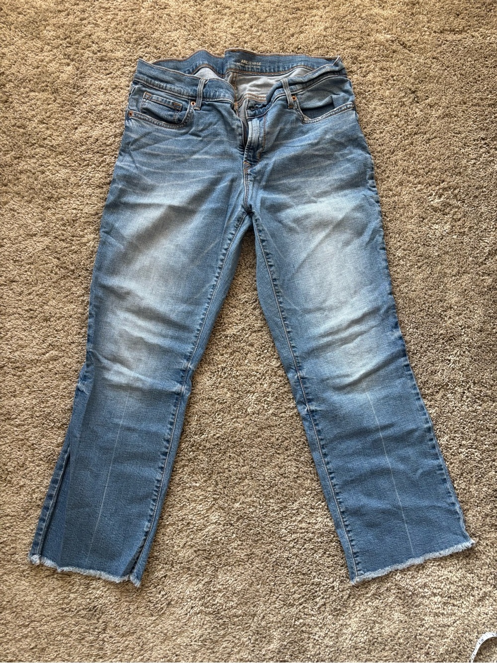 Women's Light Blue Flare Mid-Rise Stretch Cropped Jeans